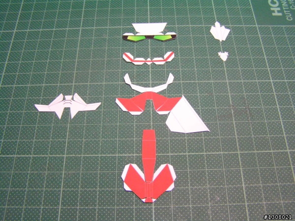 SD紅色異端鋼彈紙模製作(圖多)