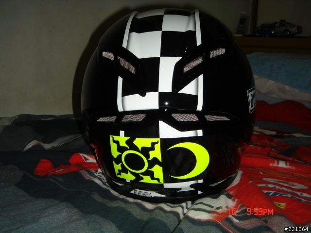 [純開箱文]AGV GP-TECH ROSSI 8次世界冠軍 冠軍帽入手