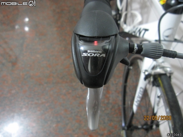 我的09年DEFY 2入手了