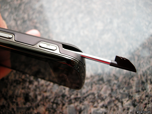 N97i？N[]kia N97i簡易開箱分享