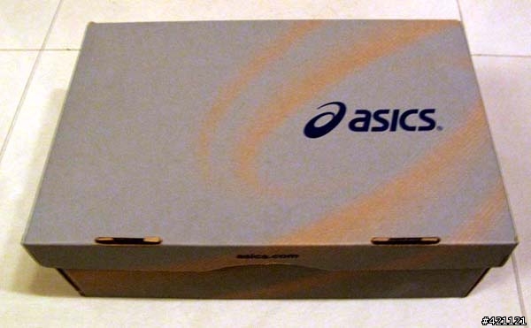 [開箱] Asics Kinsei 將軍盔甲金色版跑鞋