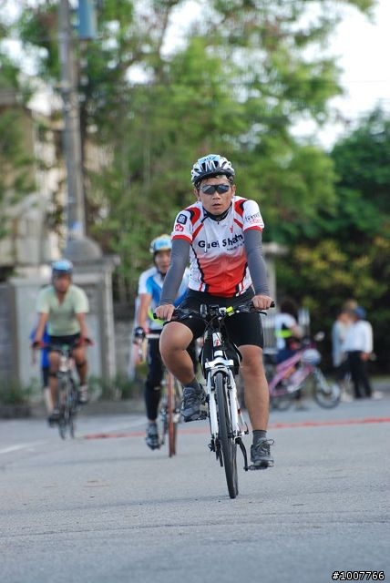 群魔200K終點照片