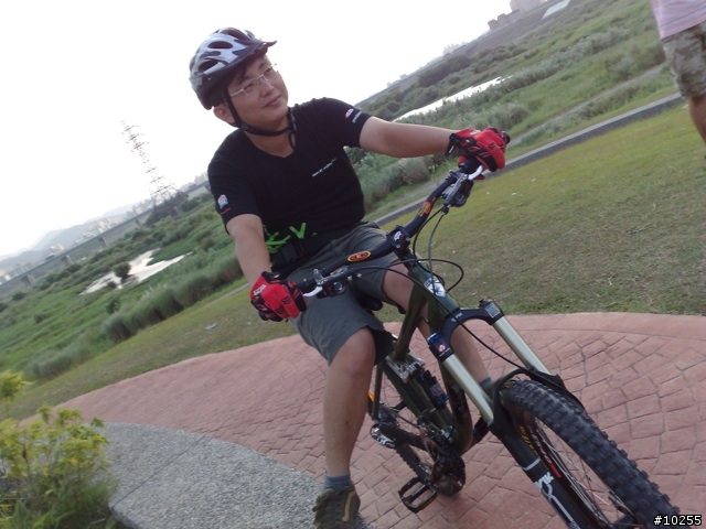 北台灣offroad不務正業 之 悠閒河濱