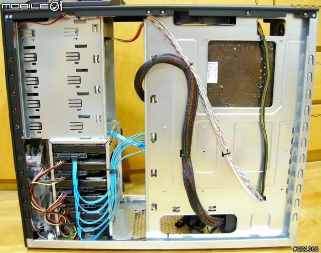 電腦換新殼~Cooler Master HAF922入手裝機~