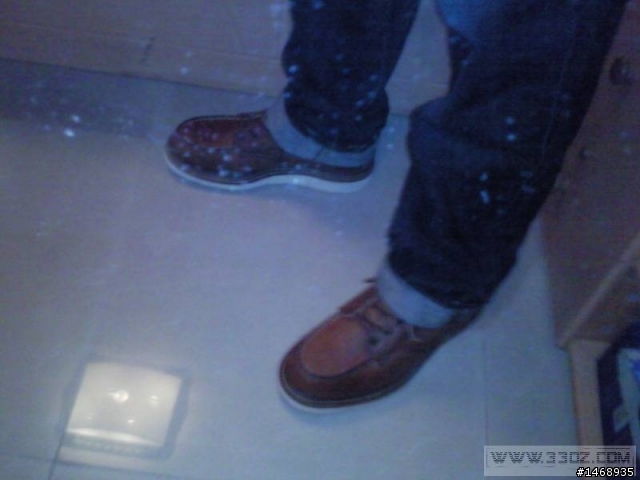 穿10D的RED WING1907會顯得腳大嗎?