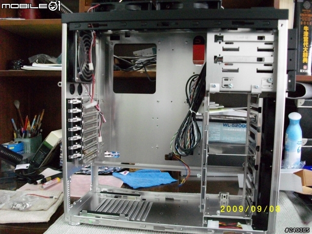 [簡易開箱] 聯力PC-B25F