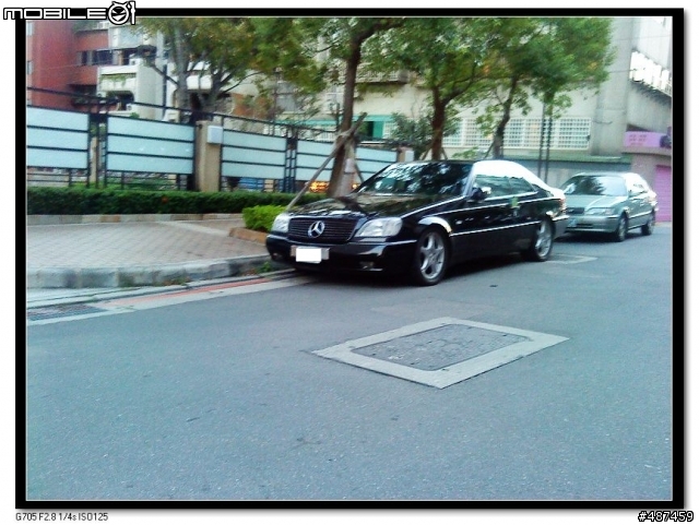 想請問這台車MB車的型號是