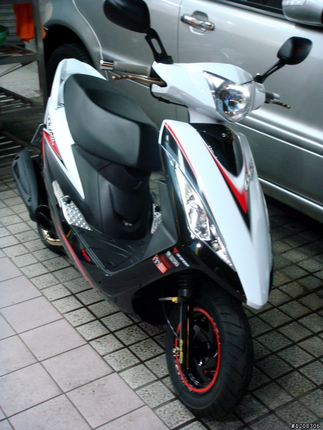 [分享兼開箱]我的化油版GT125(圖多)