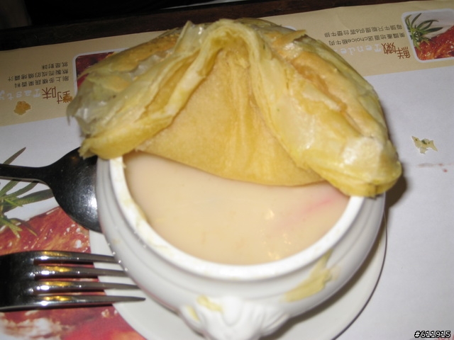 今天教師節兩老打牙祭試吃歐鄉牛排西餐