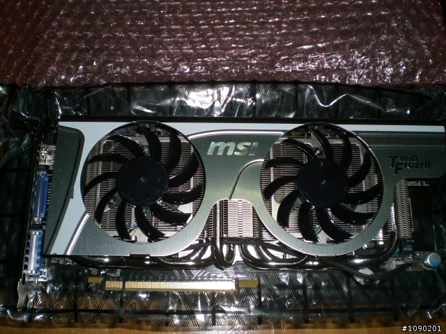 [簡陋開箱+測試]MSI N275GTX Lightning閃電版