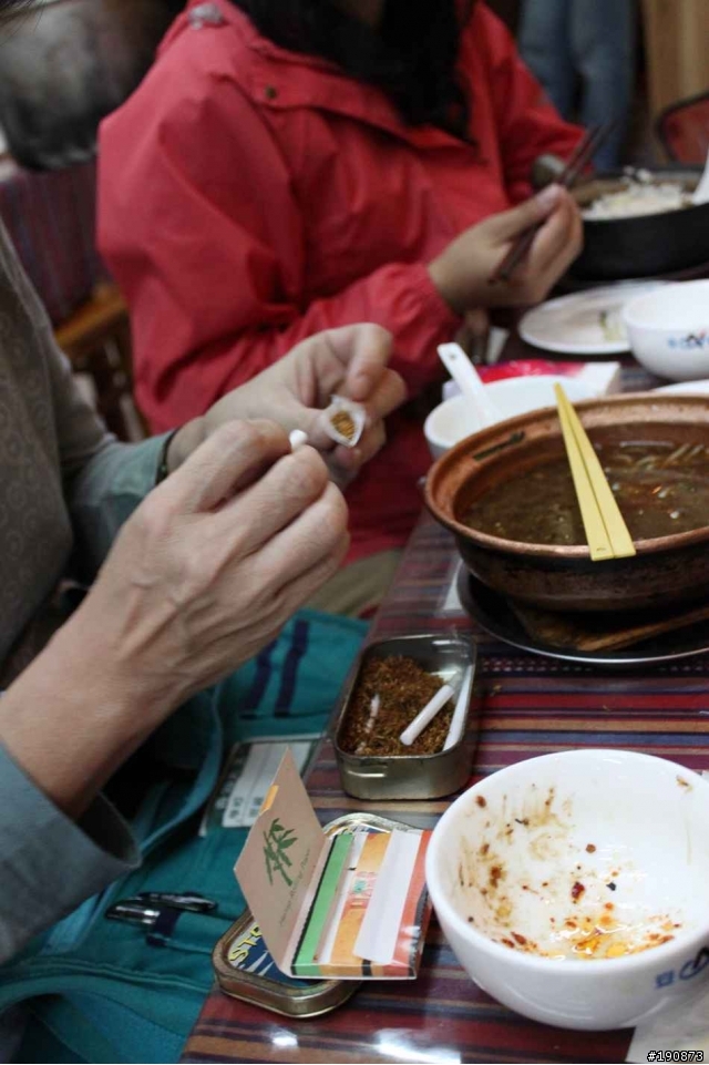 [遊記] 從地獄走向天堂的路   第一天 深圳→麗江