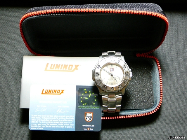 「開箱」Luminox Navy Seal 3200 不鏽鋼系列