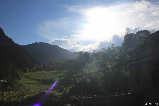 [遊記] 從地獄走向天堂的路 第七天 雀兒山下 塔斯溝山谷→邛引村