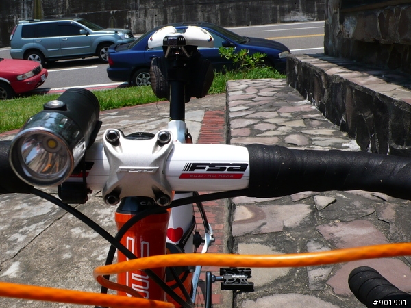 湊個熱鬧  08年款  BMC  SL01