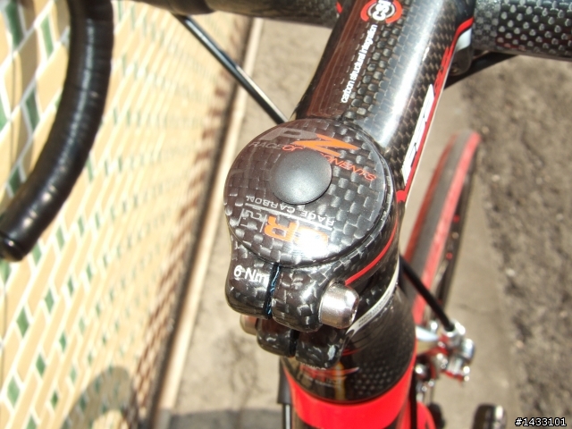 <分享> cinalini 碳纖公路車 紅色版 & cinalini 車主簽到