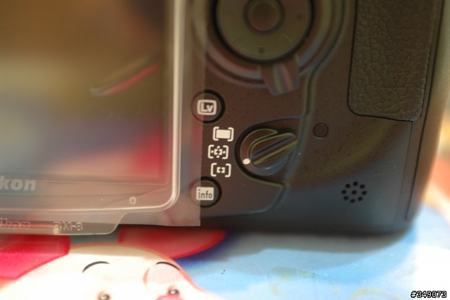 生平第一次：Nikon D300s 有人要蓋樓嗎？
