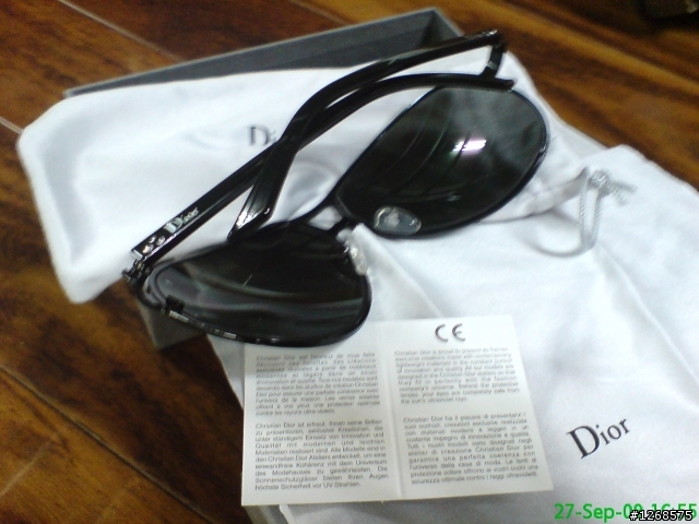 [RicH]分享  DiOR 飛行員 太陽眼鏡  遲來的開箱  圖多