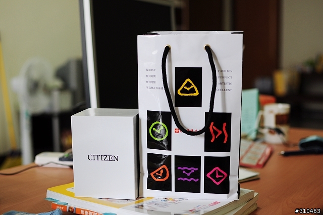[開箱]CITIZEN ECO-DRIVE 光動能月相錶 AP1001-19E
