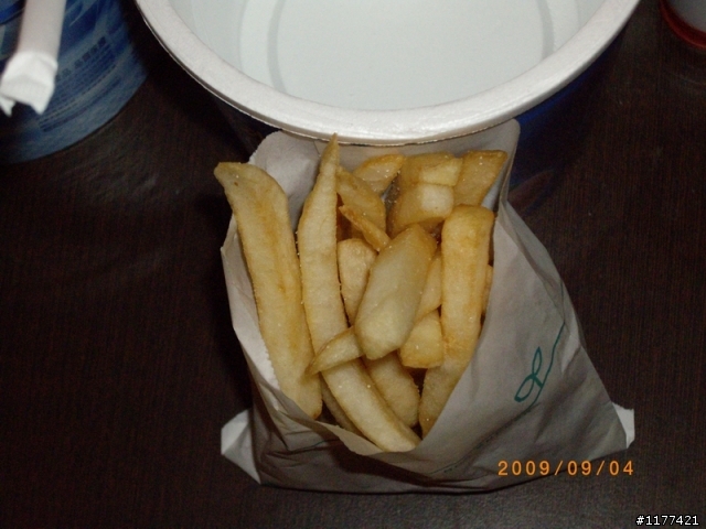 這輩子第一次就現給了摩x漢堡了!(偽開箱文)