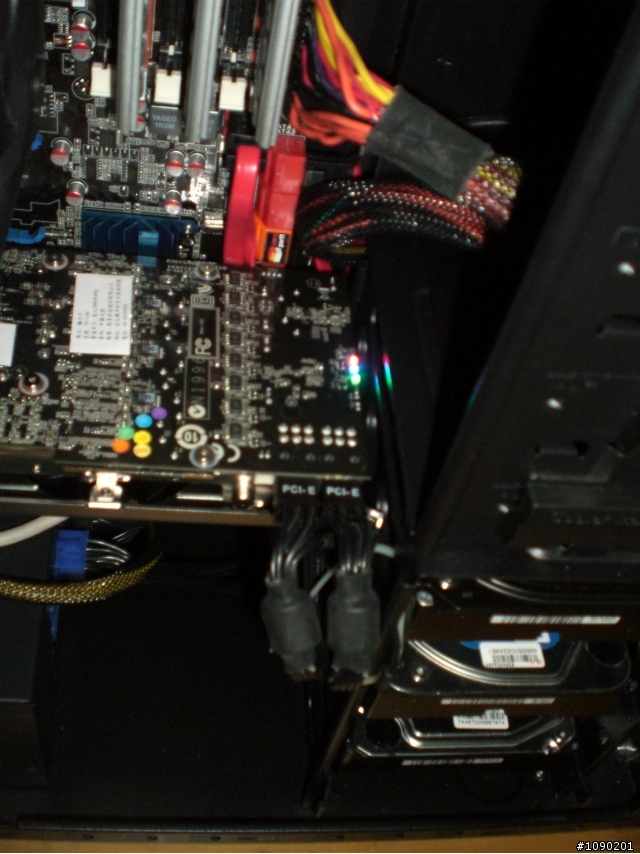 [簡陋開箱+測試]MSI N275GTX Lightning閃電版
