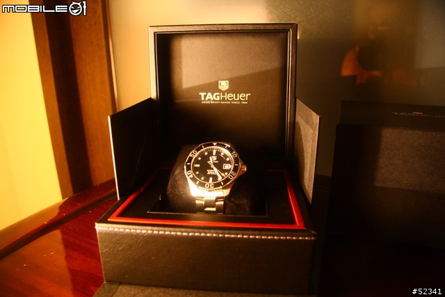 [開箱]Tag Heuer Aquaracer Automatic 300M