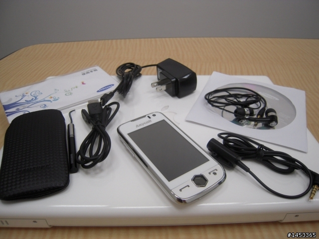 白色Mac.Ipod.Arc與S8000敗家入手啦