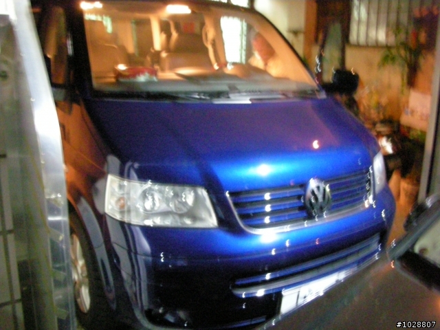 (分享)VW T5 Multivan HL 神奇小桌子