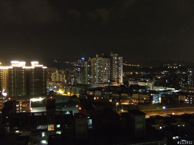 F70EXR夜景小測