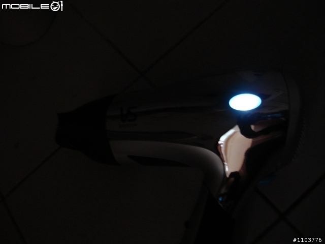 物有所值的造型利器--Vidal Sassoon 雙重負離子吹風機 VSD-1208