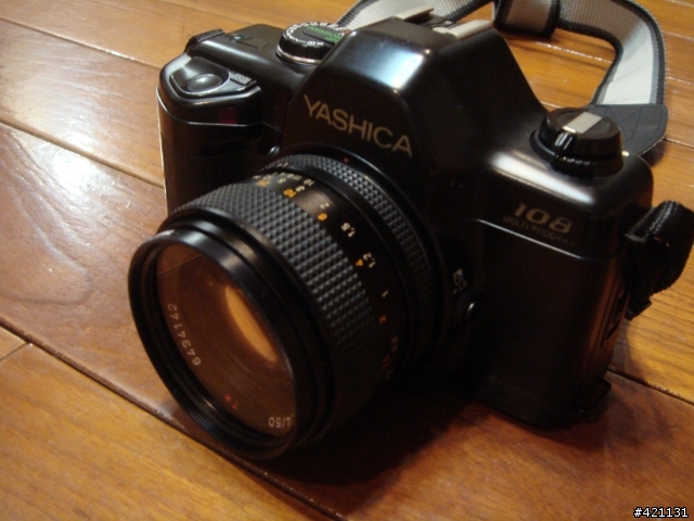 YASHICA 108單眼相機 加 一顆不知名鏡頭