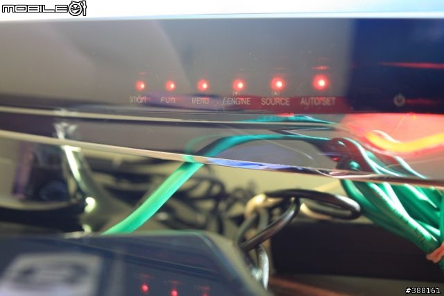 純開箱 LG W2753V ~ 好大丫!!