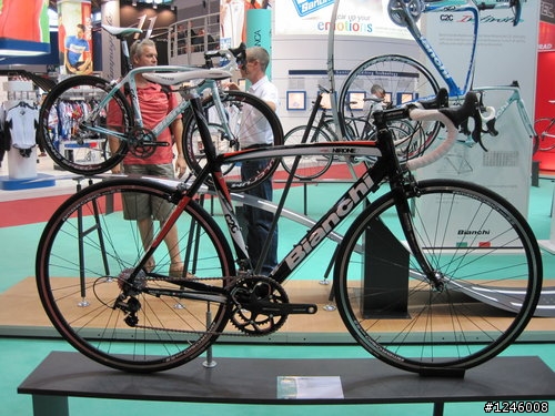 搶先看！！！ 2010 Bianchi 歐展新車照！