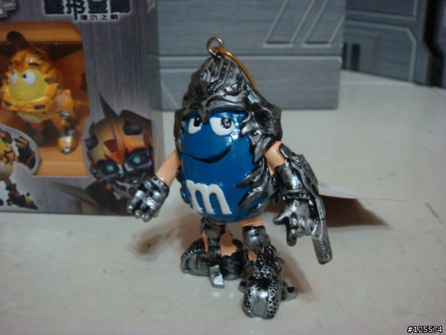 [分享]終於到手了~~M&M's變形金剛 特蒐款