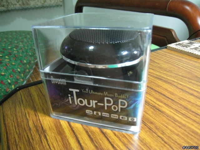 [開箱] 飛碟降臨~iTour PoP 小喇叭開箱分享