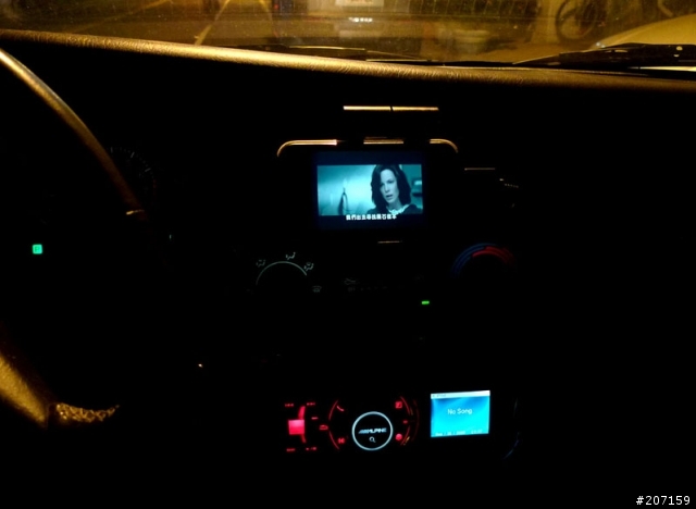 [開箱]Alpine X305與iphone 3GS車用行動影音