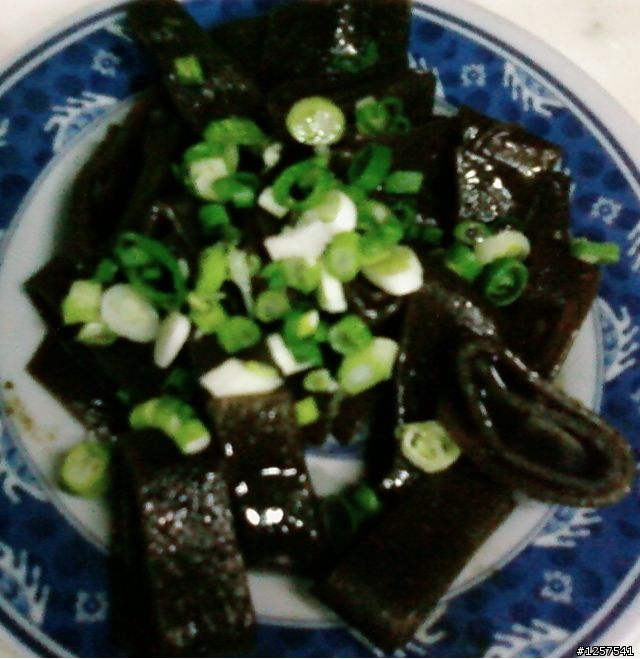 中西區：南門路上藏在花店裡的"總經理牛肉麵"(味道還好)