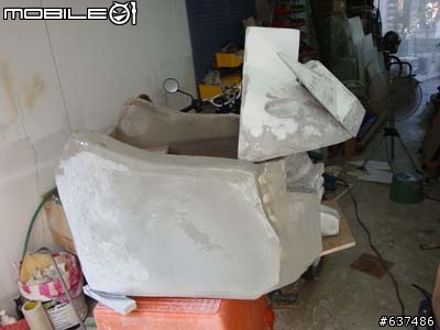 DIY-小豹邊車製作-第19篇-"不專業改裝部"—車體上FRP打磨02