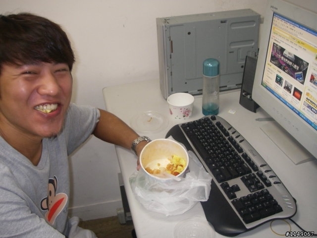 阿暉蛋包飯~ 不專業開箱文...(新口味上市加強版)