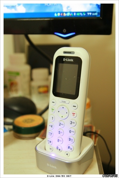 跟上科技的腳步。D-Link DHA-150無線網路電話