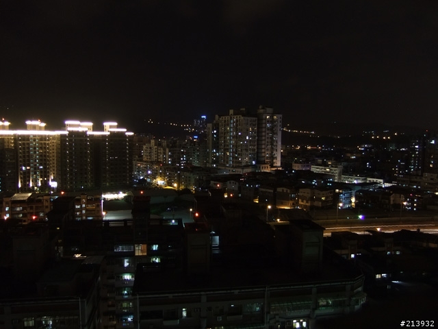 F70EXR夜景小測