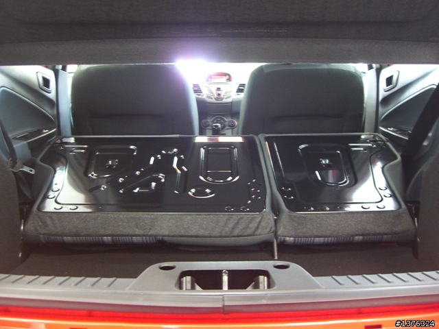 Fiesta Trend 1.4 賞車照70P