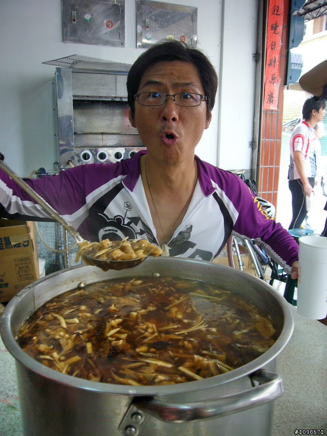［遊記分享］吃漢團之靈嚴寺年度蛋黃酥半日遊－凡骨篇