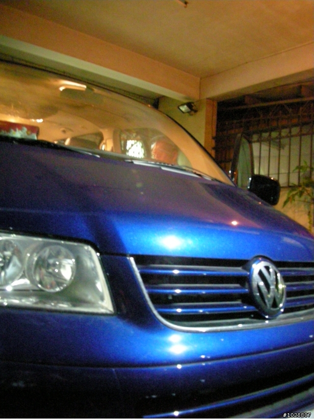 (分享)VW T5 Multivan HL 神奇小桌子