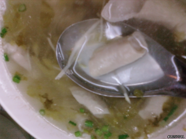 中西區：金華路四段上的"蘇家鍋燒意麵"(小腸好吃)