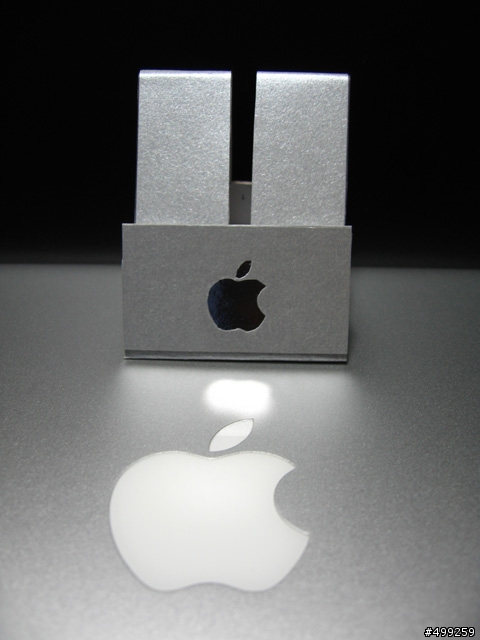 Apple Style_精緻iPhone Stand改版，給你有原廠的fu~