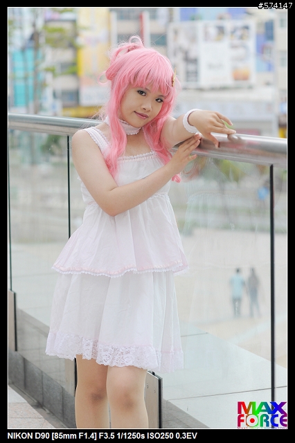 D90 VS 85/F1.4D+35/F2+T116/F2.8試拍 [2009高雄動漫展]