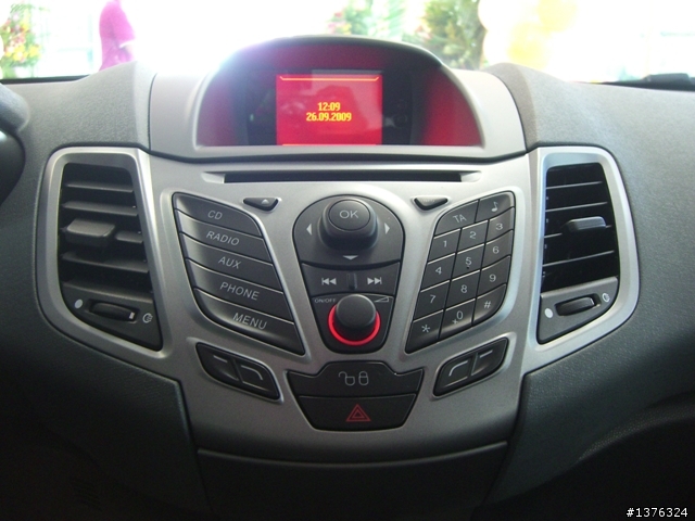 Fiesta Trend 1.4 賞車照70P