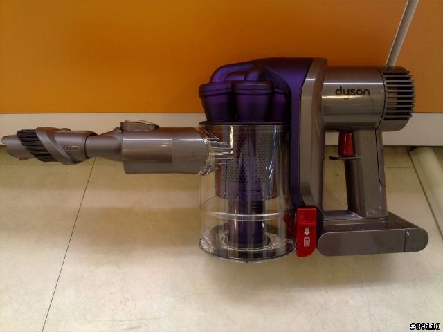 新登場,手提吸塵器界中的小霸王!! DYSON DC31開箱分享