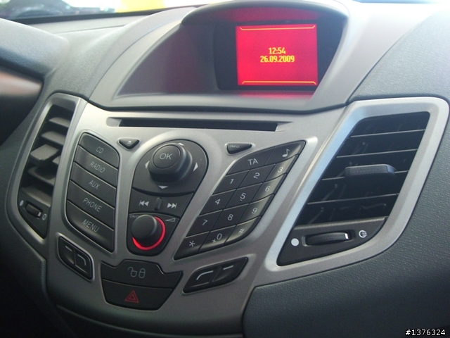 Fiesta Trend 1.4 賞車照70P