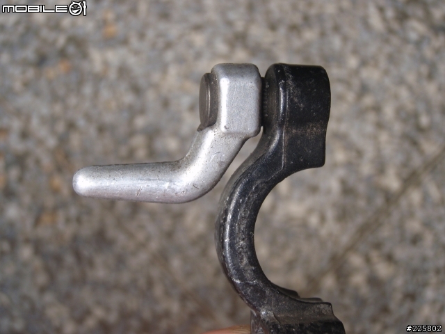 求救！求救！  MAGURA HS-11  更換煞車塊...危機解除！！！